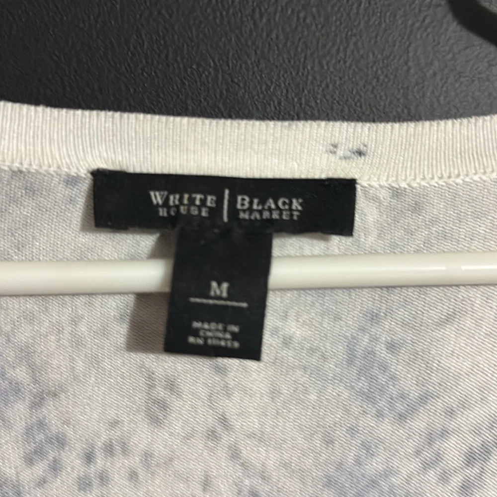 White House Black Market V-Neck Snap Front Metallic Cardigan Size: M